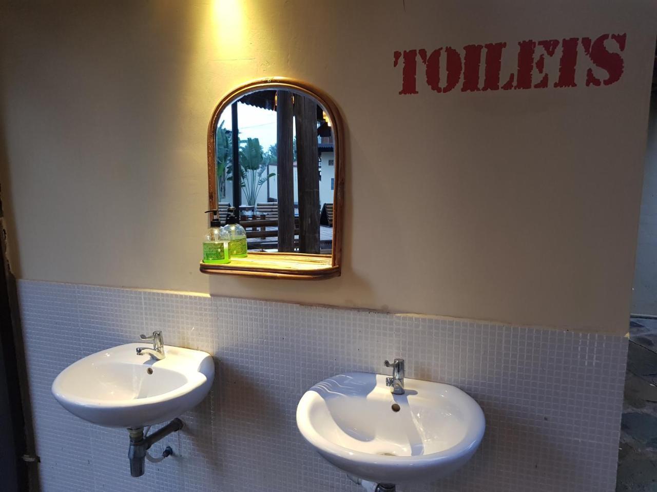 Sofinny Motel 2 Sihanoukville Ngoại thất bức ảnh